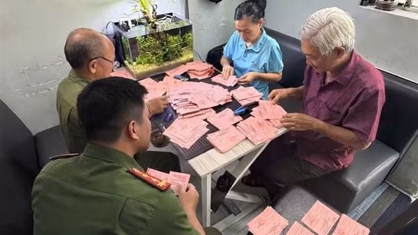 TP Hồ Chí Minh hoàn thành phát thẻ cử tri bầu cử chậm nhất ngày 10/3