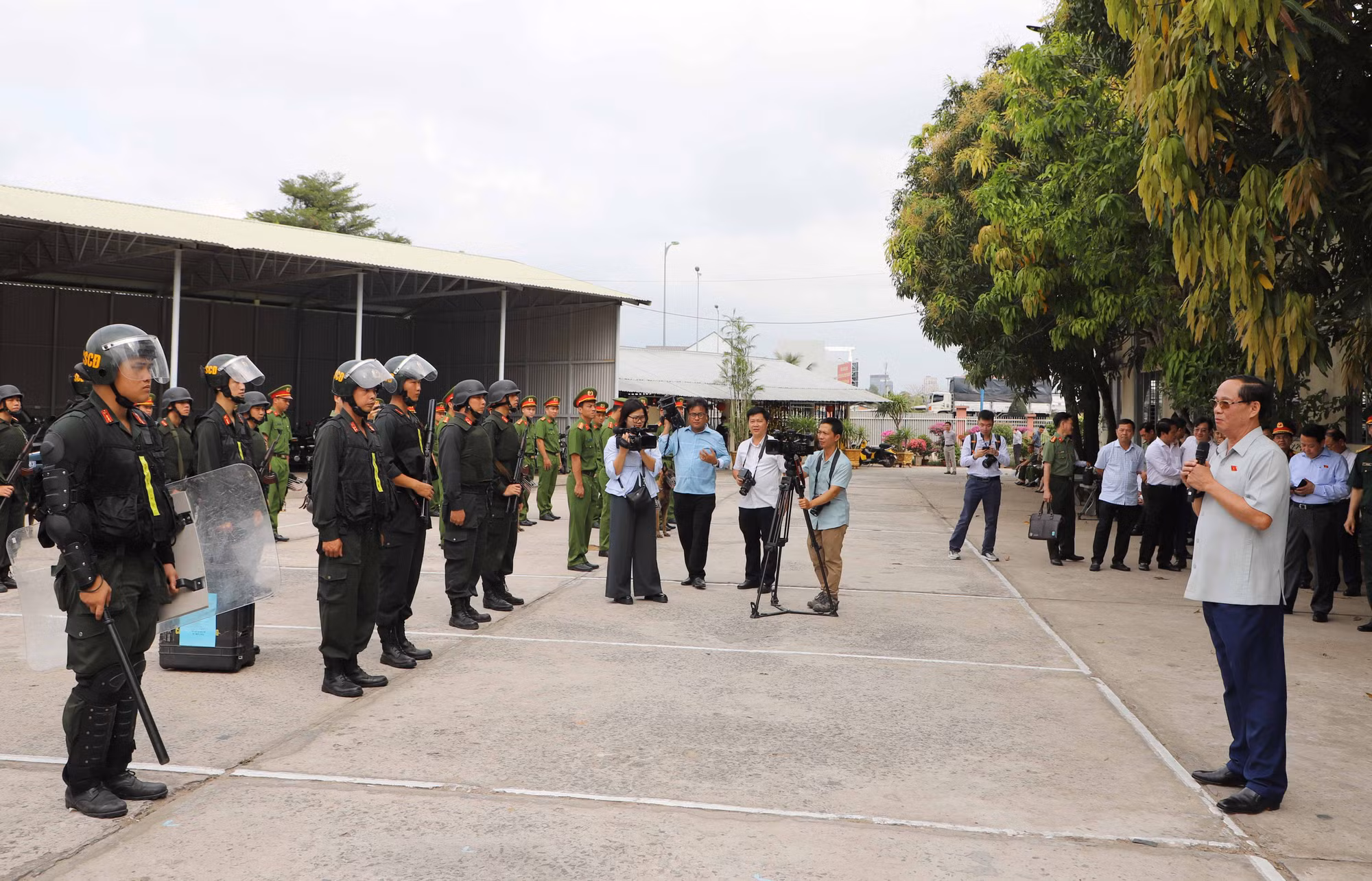 Phó Chủ tịch Quốc hội kiểm tra công tác bảo vệ bầu cử tại Phòng CSCĐ Công an TP Cần Thơ -0