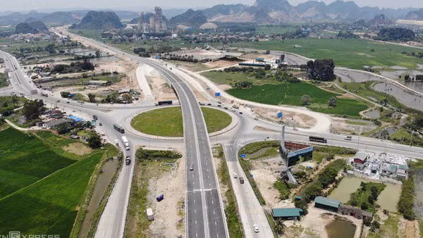 Đã khắc phục những bất cập tại hệ thống thu phí tự động cao tốc Bắc Nam