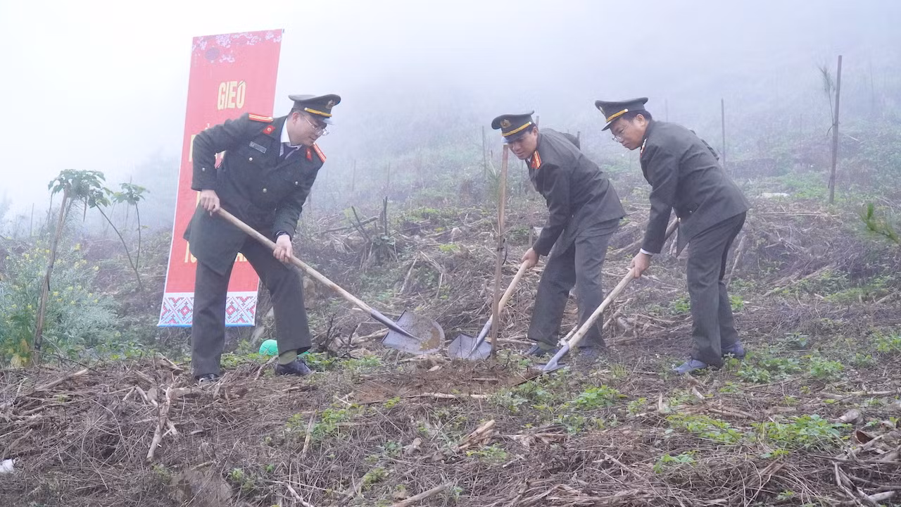 Cục Kế hoạch và Tài chính chung tay hướng về cộng đồng -0