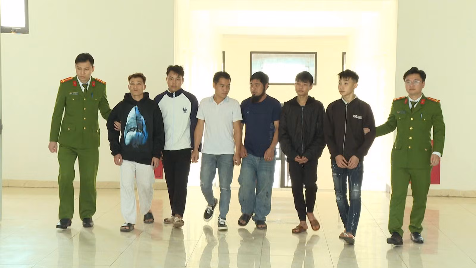 Bịa đặt bị Công an “đánh người” để che giấu hành vi gây rối trật tự công cộng -0