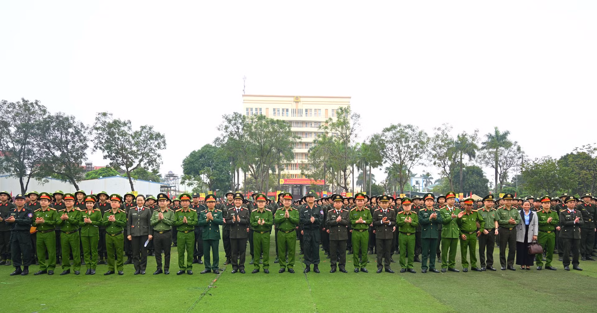 Khai giảng khóa huấn luyện cho gần 17 nghìn chiến sĩ mới tại Bộ Tư lệnh Cảnh sát cơ động -1