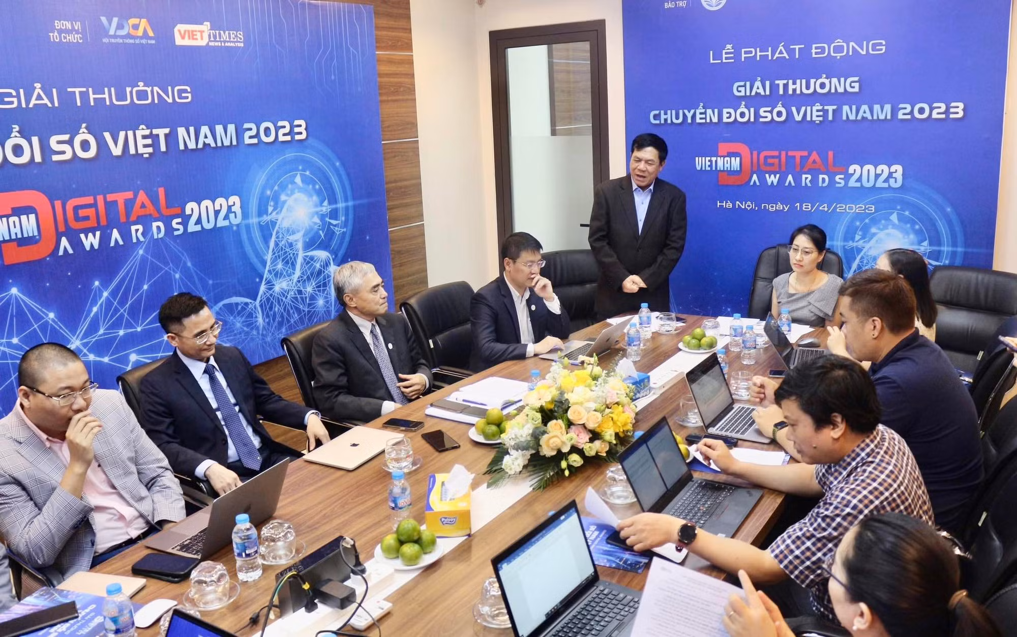 Phát động Giải thưởng Chuyển đổi số Việt Nam năm 2023 -0