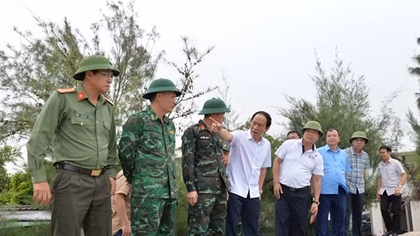 Hải Phòng kích hoạt hệ thống phòng chống bão số 3, đưa hơn 16.000 du khách vào bờ