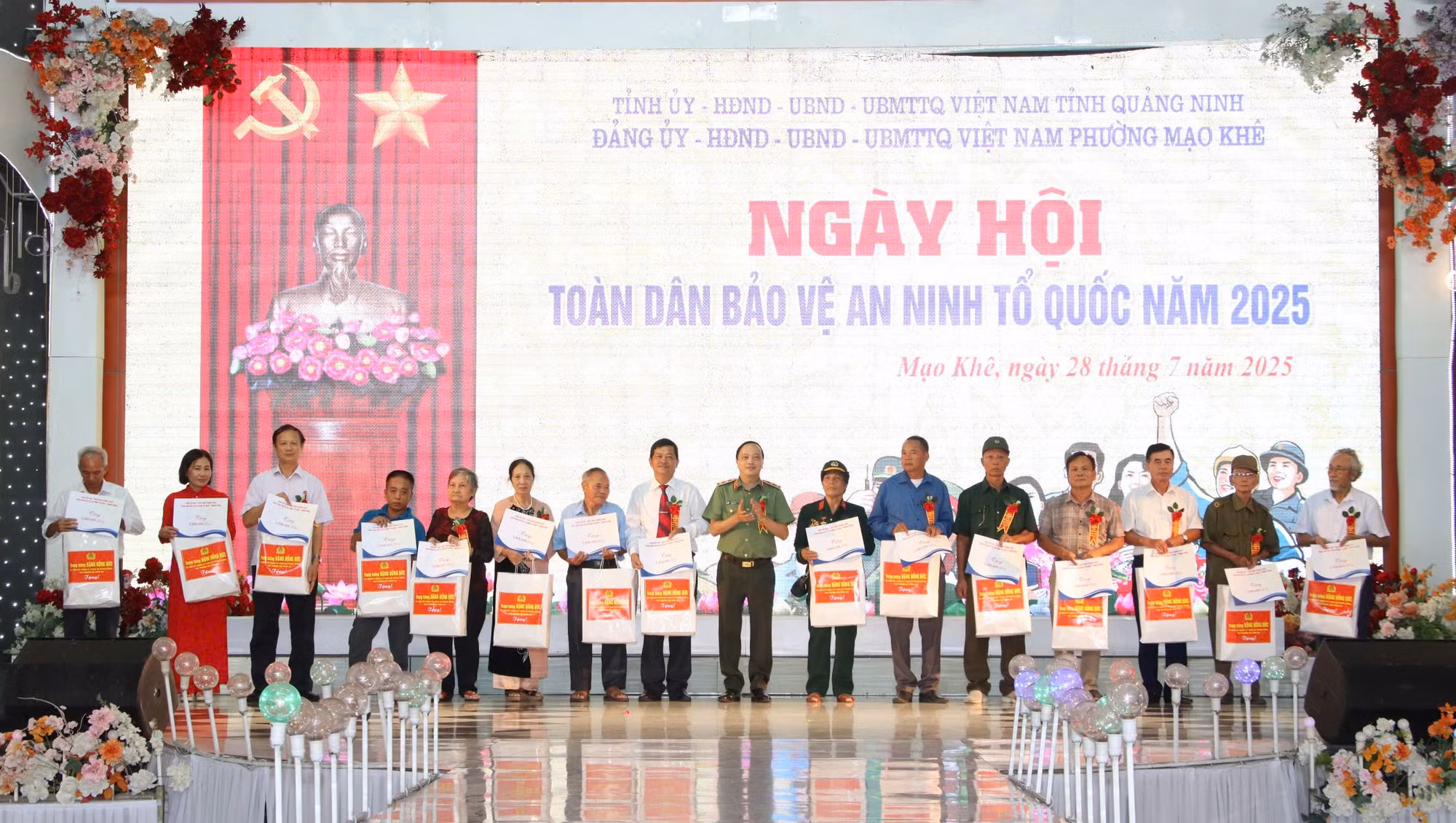 Tưng bừng Ngày hội “Toàn dân bảo vệ an ninh Tổ quốc” tại tỉnh Quảng Ninh -0