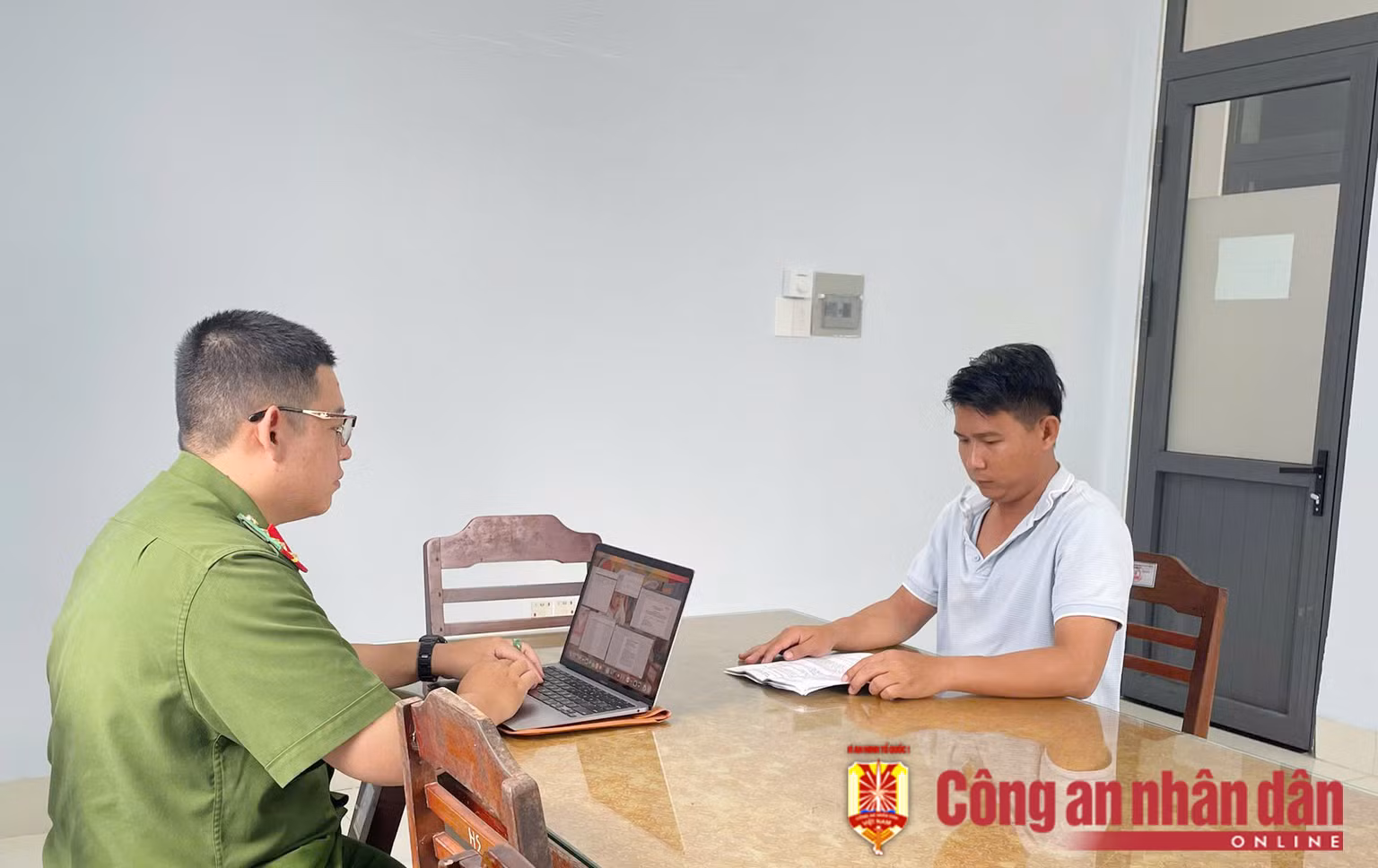 Giám đốc công ty thuê xe tự lái mang đi cầm, chiếm đoạt trên 2,3 tỷ đồng -0