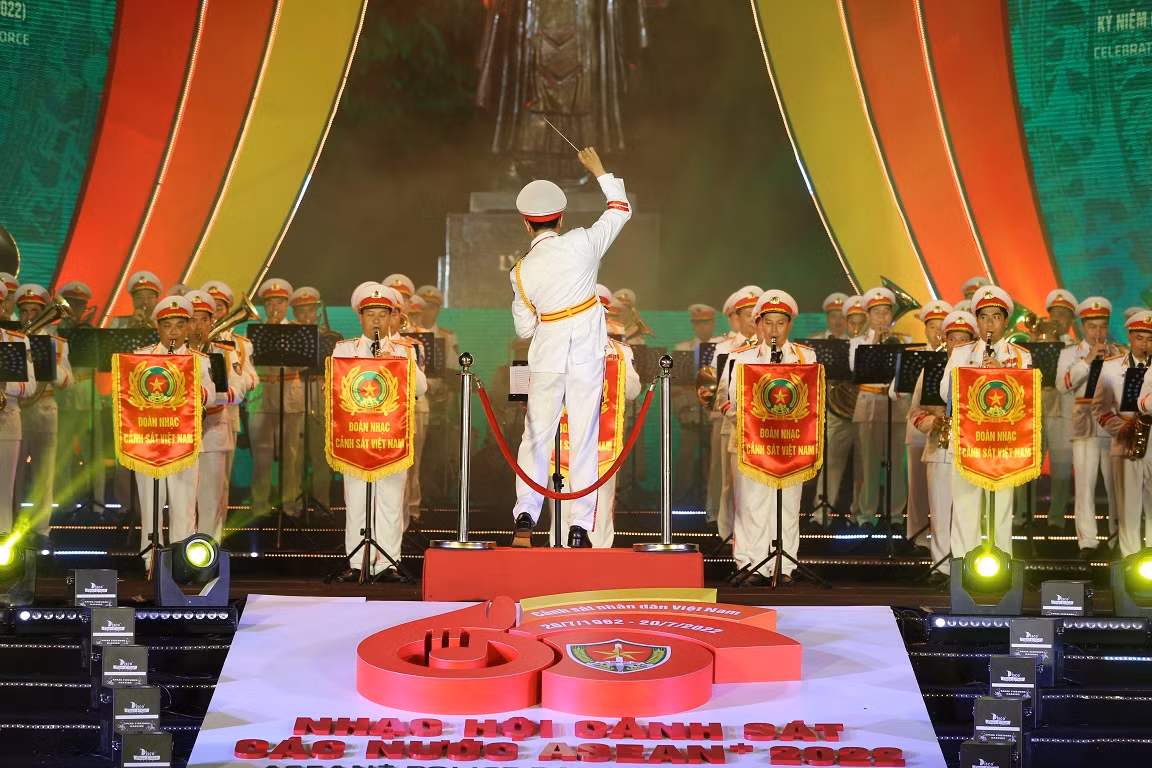 “Đại tiệc” âm nhạc của tình đoàn kết, hữu nghị, vì hòa bình, thịnh vượng của các quốc gia -0