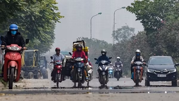Nắng nóng duy trì ở Bắc và Trung Bộ, đề phòng sốc nhiệt