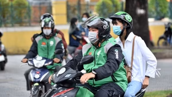 Đề xuất chính sách an sinh cho lái xe công nghệ