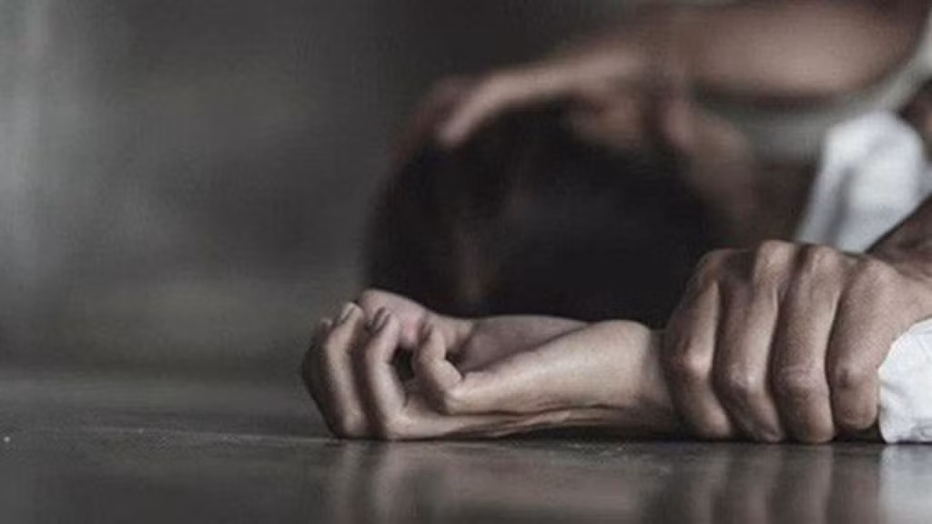 Khởi tố đối tượng nhiều lần hãm hại con gái -0