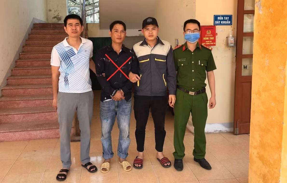 Xin&nbsp; công nhân ở địa phương khác để trốn lệnh tạm giam -0