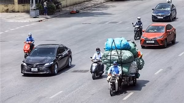 Miền Bắc và Trung Bộ 38 độ C, chiều tối có mưa giông
