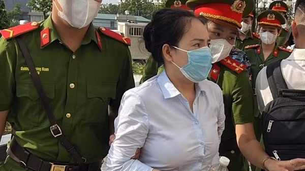 Lời khai của doanh nghiệp về những lần hối lộ hàng tỷ đồng để được cấp phép "chuyến bay giải cứu"