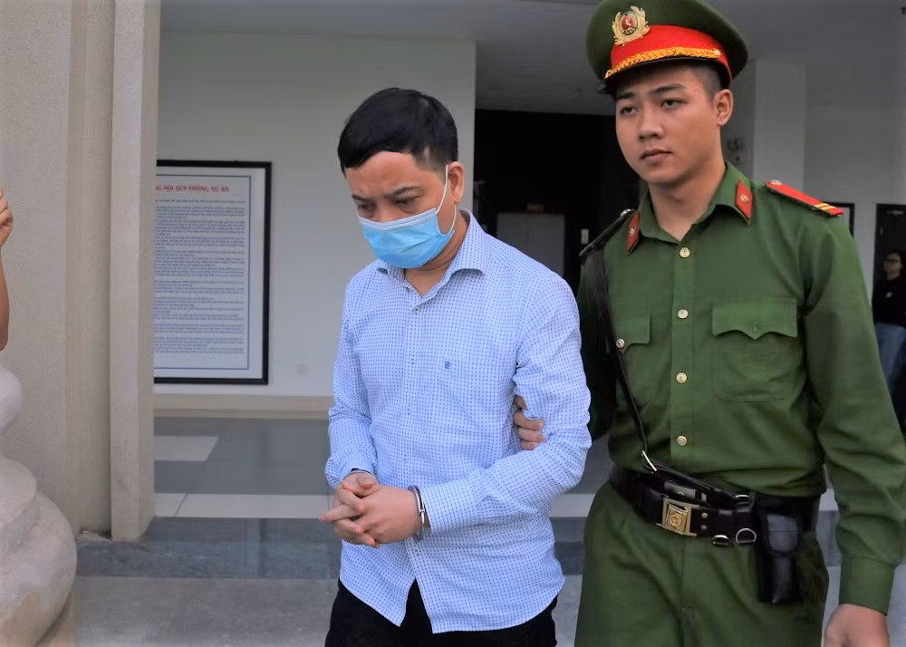 Cựu Thư ký Thứ trưởng Bộ Y tế nhận hối lộ hơn 42 tỷ đồng mang mua đất -0