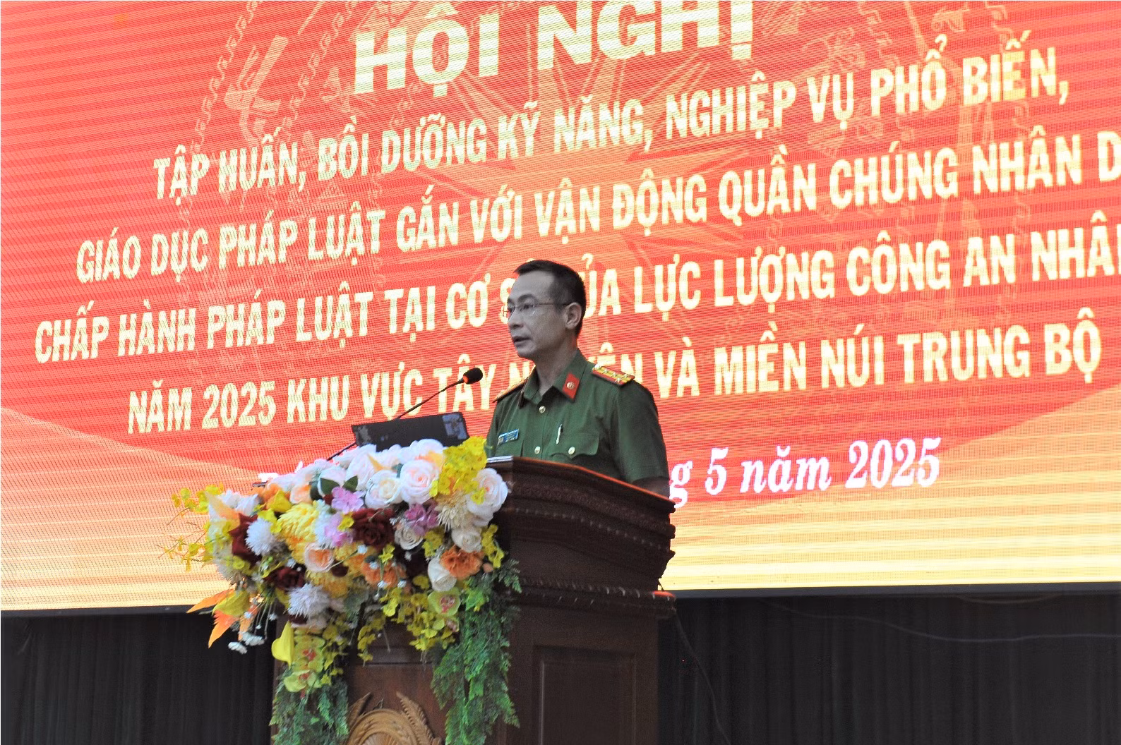 Tập huấn, bồi dưỡng kỹ năng, nghiệp vụ phổ biến, giáo dục pháp luật trong CAND -0