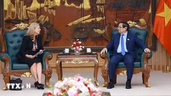 Thủ tướng: Đề nghị WB hỗ trợ Việt Nam triển khai các dự án hạ tầng quy mô lớn