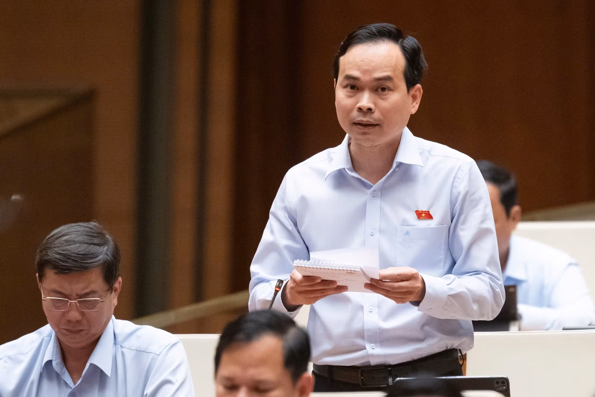 Quyền lợi phải gắn liền với trách nhiệm trong trong công tác xây dựng pháp luật -0