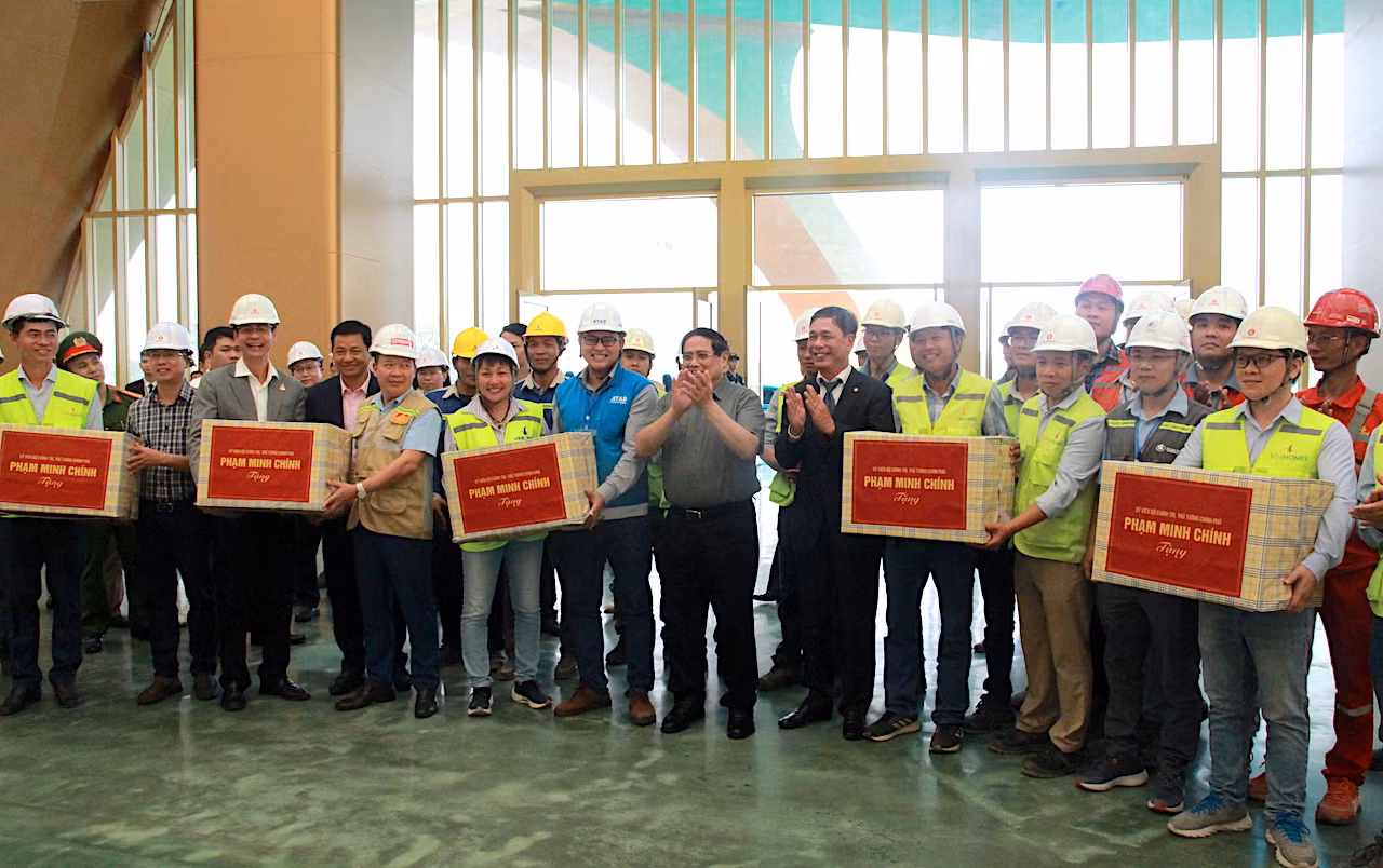 Bảo đảm tiến độ công trình biểu tượng cho sự lớn mạnh của đất nước qua 80 năm -0