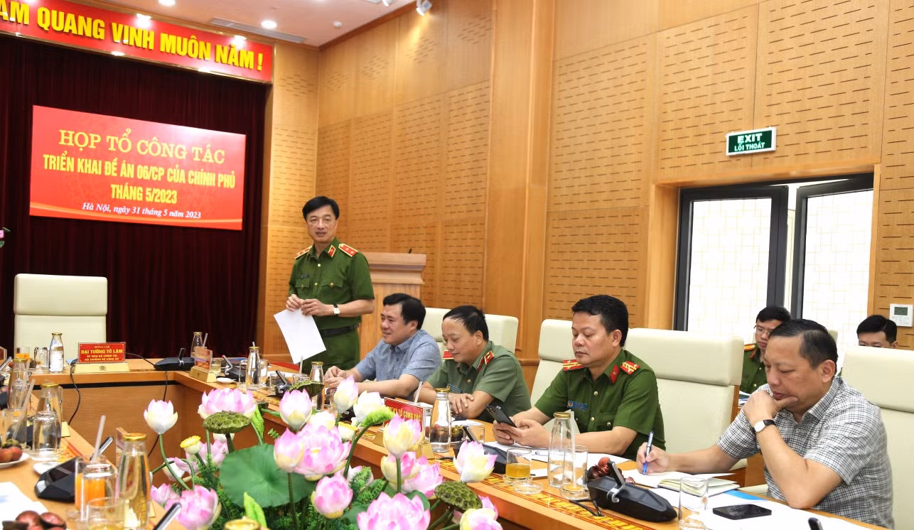 Các bộ, ngành khẩn trương tháo gỡ 4 “điểm nghẽn” trong thực hiện Đề án 06 -0