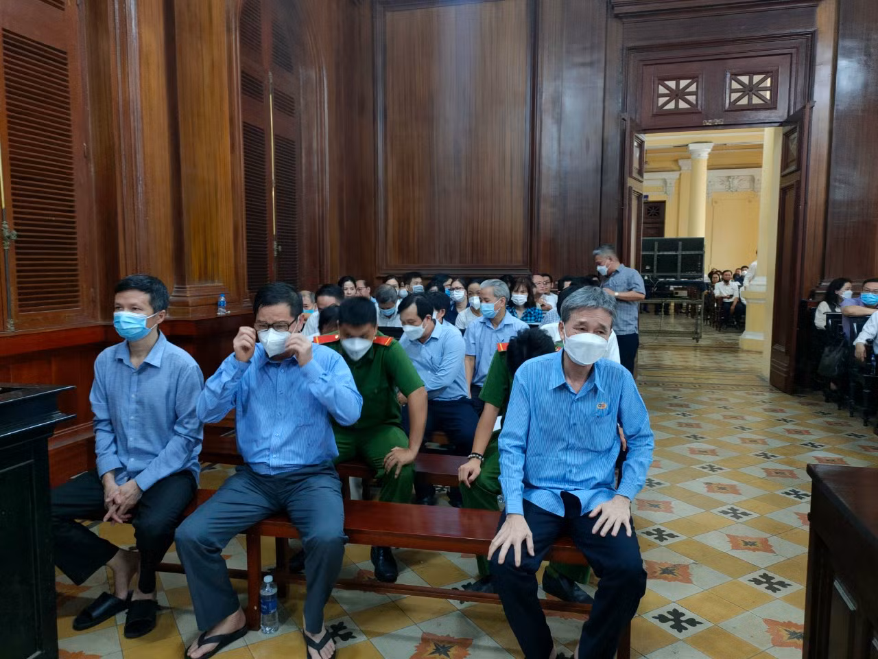 Cựu Tổng giám đốc Tổng công ty Công nghiệp Sài Gòn và đồng phạm lãnh án -0