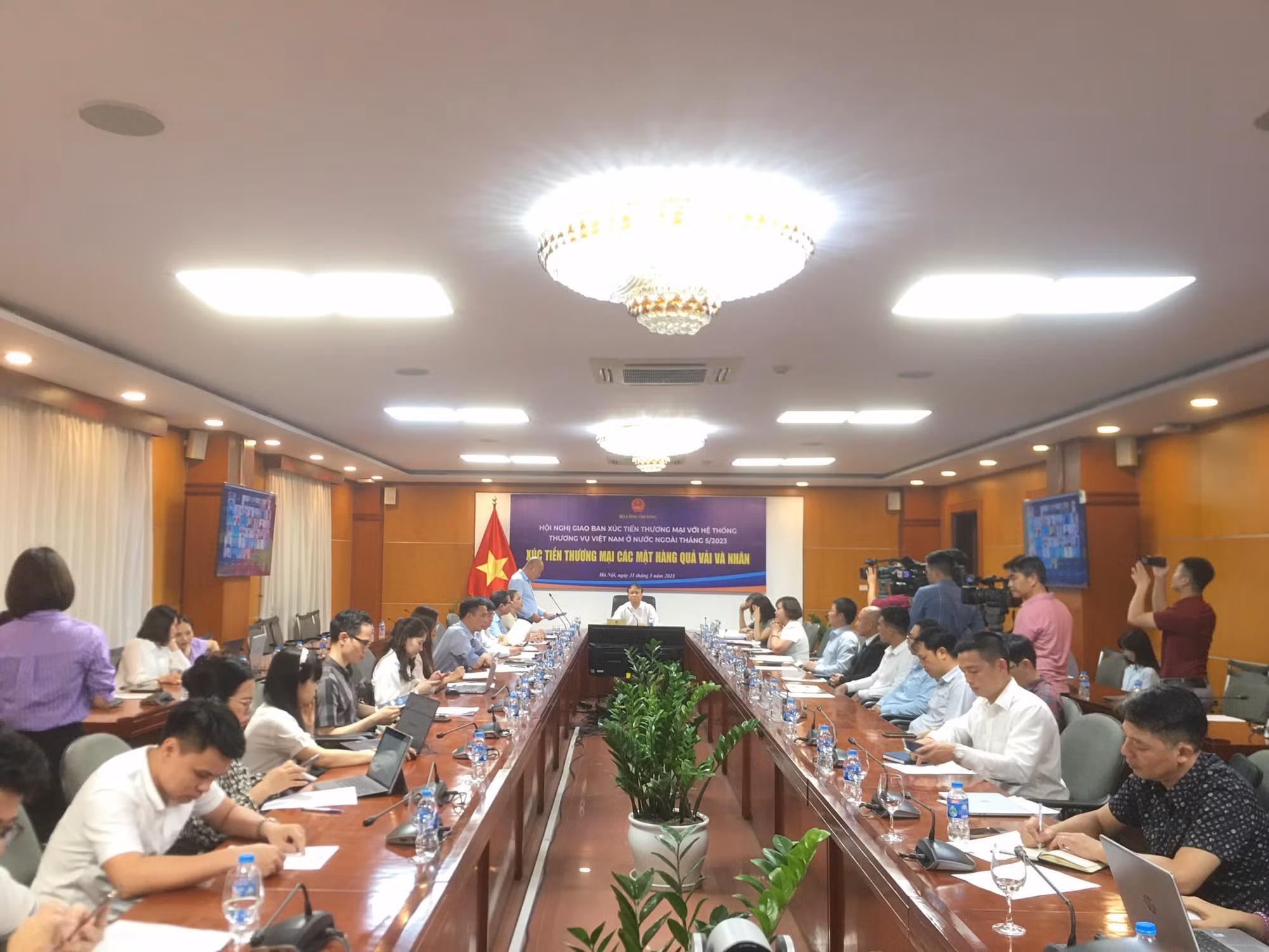 Giảm chi phí vận chuyển để tăng sức cạnh tranh cho quả vải thiều Việt Nam -0