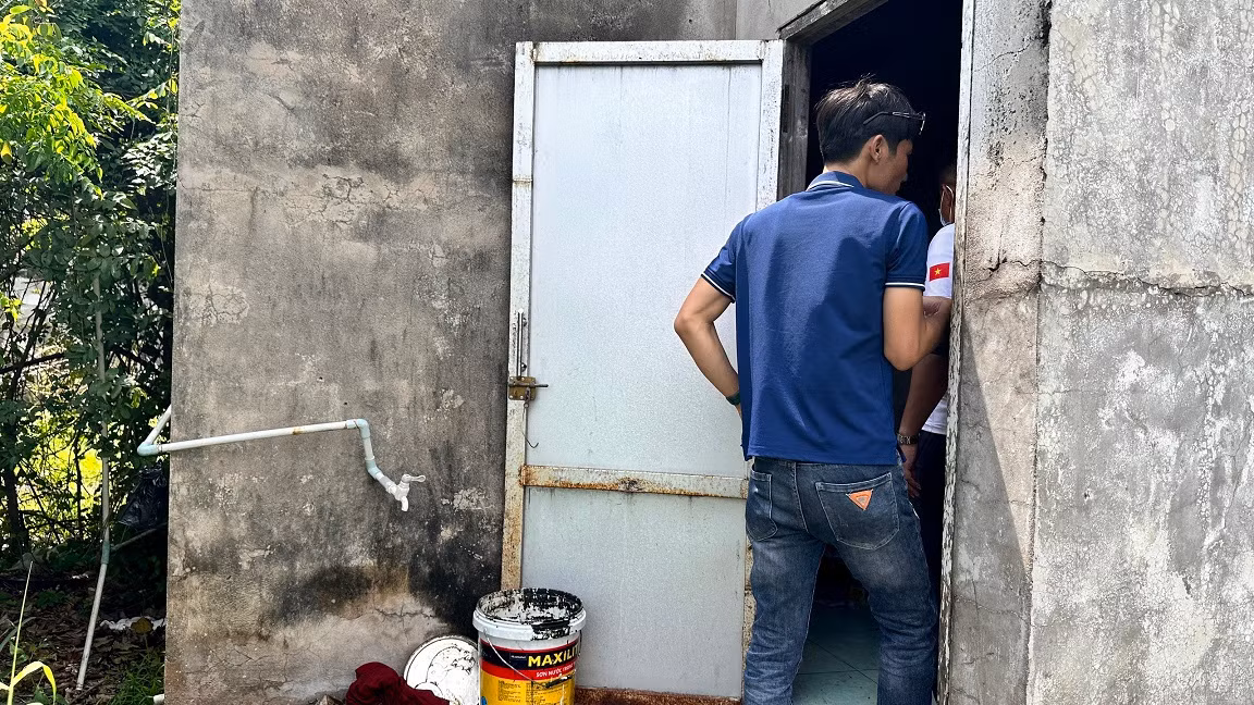 Trưng cầu khám nghiệm tử thi người đàn ông tử vong trong tư thế treo cổ -0