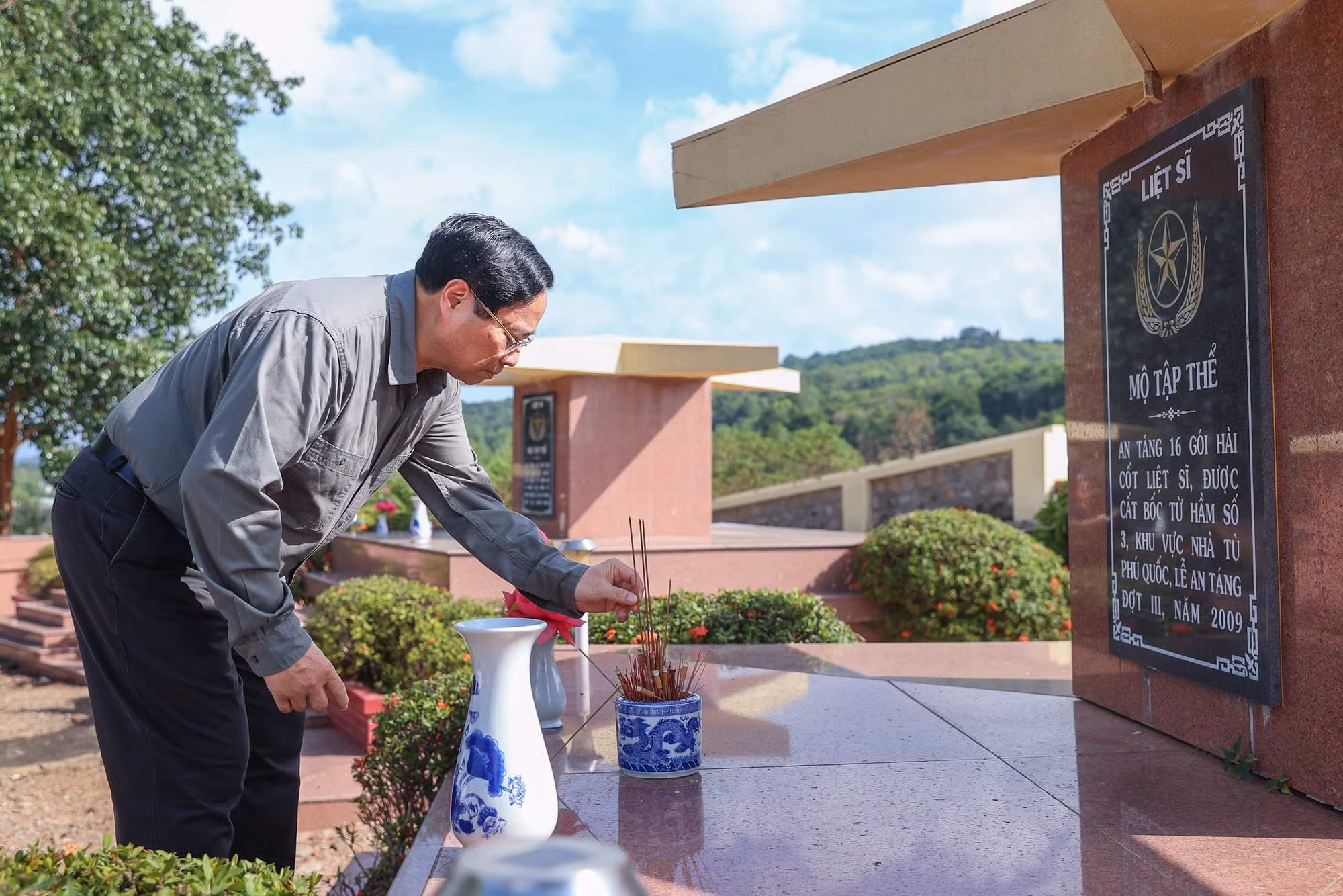 Thủ tướng khảo sát, chỉ đạo giải quyết các vấn đề cấp bách tại Phú Quốc -0