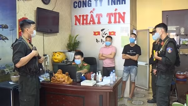 Ngăn chặn, đấu tranh hiệu quả với tội phạm liên quan đến hoạt động “tín dụng đen” ảnh 11
