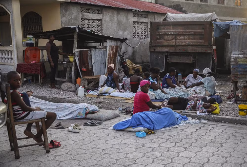 Hậu quả động đất quá lớn, băng đảng ở Haiti đề nghị ra tay cứu trợ -0