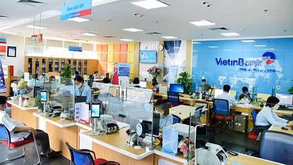 VietinBank triển khai “chi lương vượt khó, gắn bó dài lâu” ảnh 4