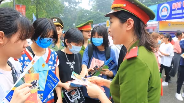 Các học viện, trường CAND triển khai dạy học trực tuyến thích ứng với dịch bệnh COVID-19 ảnh 3