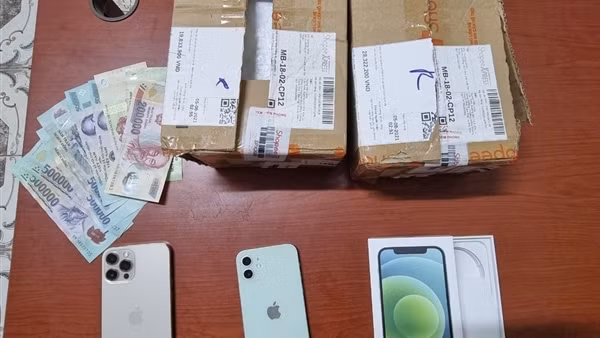 Cải trang thành phụ nữ lẻn vào trường cướp tài sản của giáo viên ảnh 2