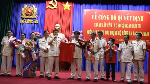 Ra mắt CLB Công an hưu trí khối XDLL khu vực phía Nam