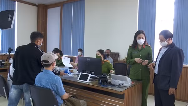 Cấp tài khoản định danh điện tử cho công dân vùng cao Sơn La ảnh 3