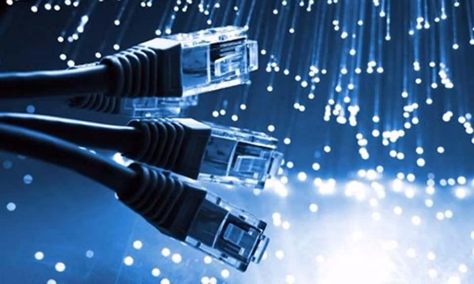 Ukraine mất mạng internet trên diện rộng -0