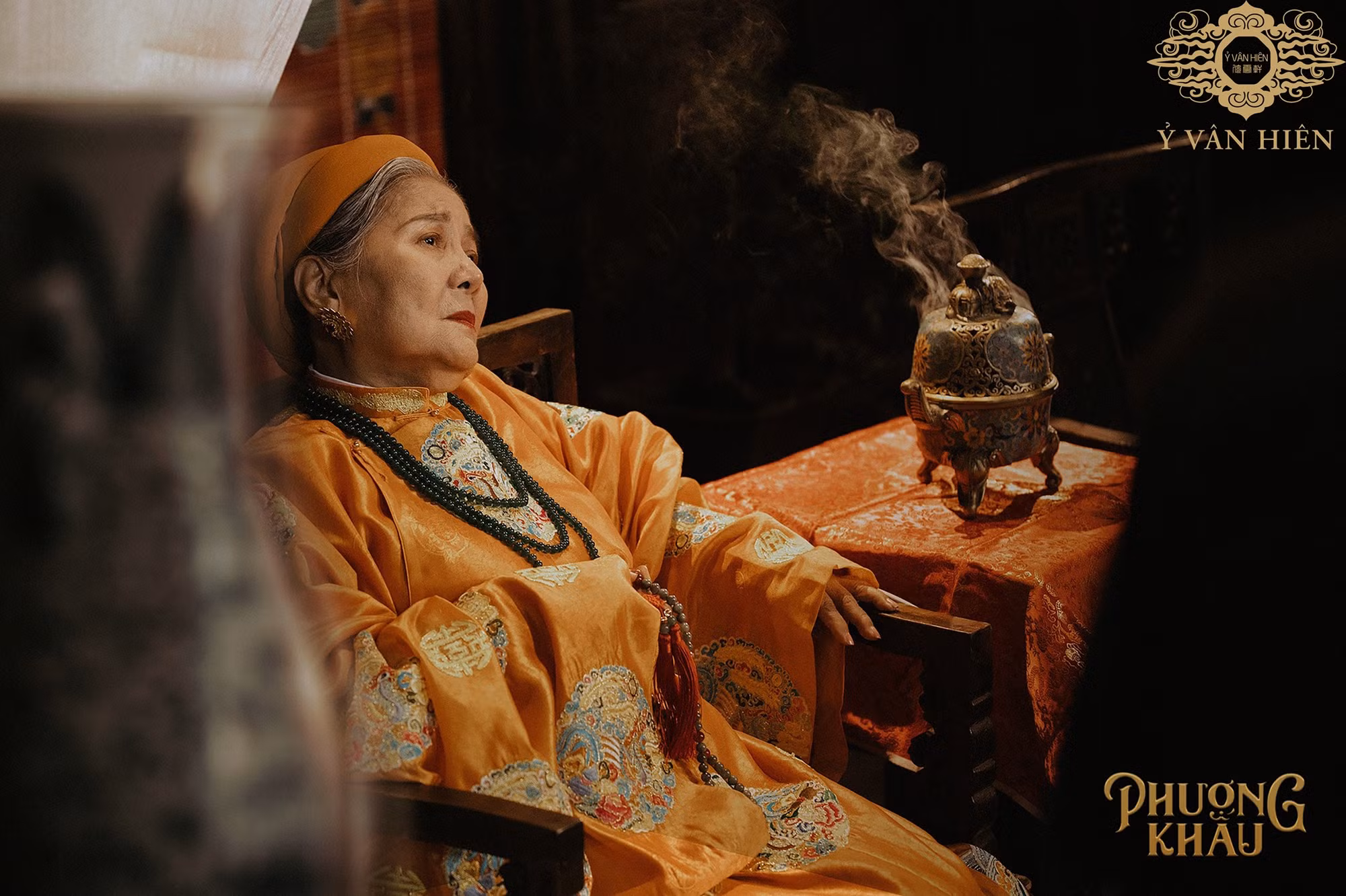 nsut lê thiện trong vai nhân tuyên thái hoàng thái hậu.jpg -0