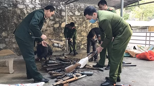 Tăng cường công tác thu hồi vũ khí, vật liệu nổ