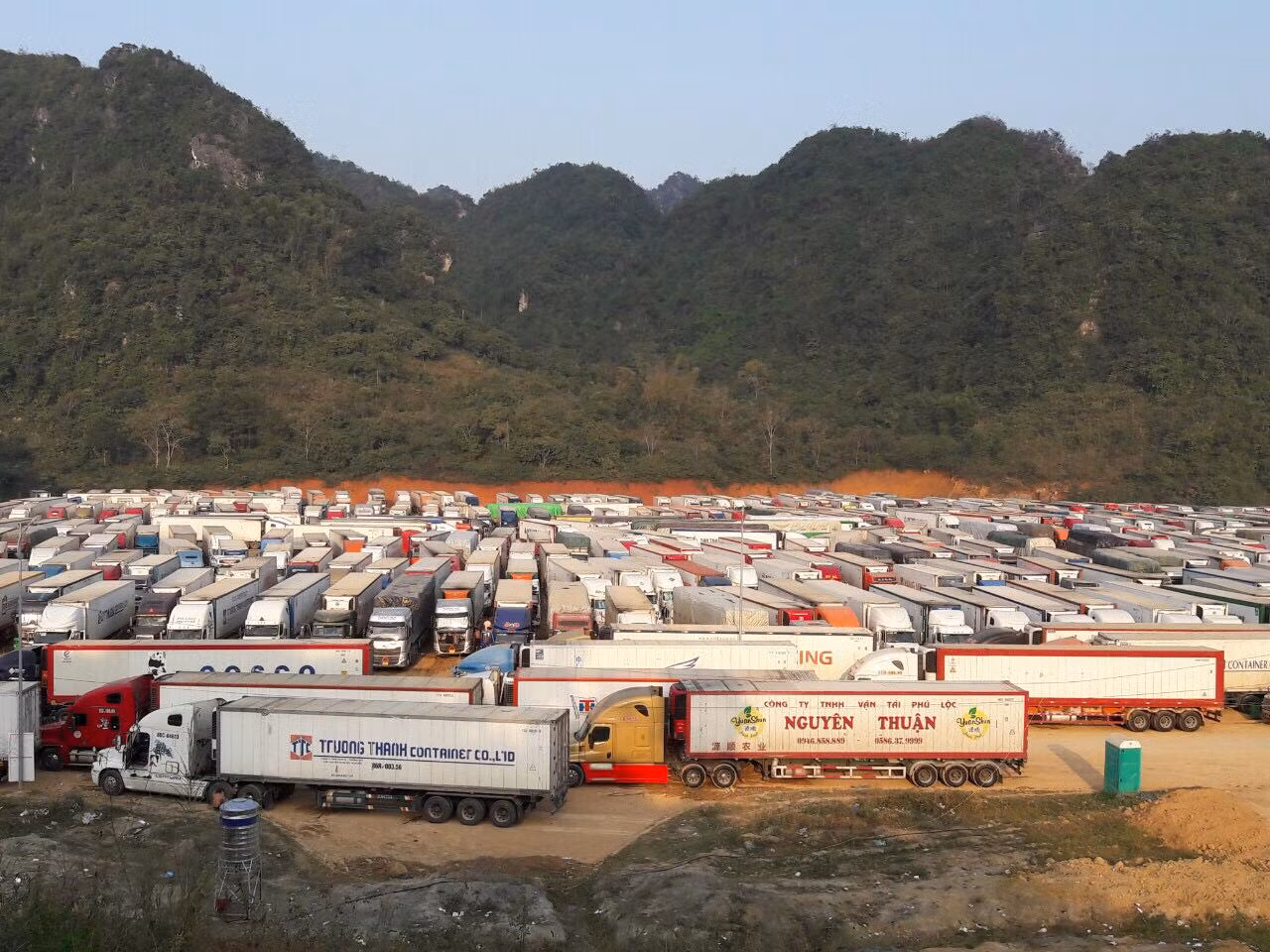 Lạng Sơn khuyến cáo dừng đưa nông sản lên cửa khẩu -0