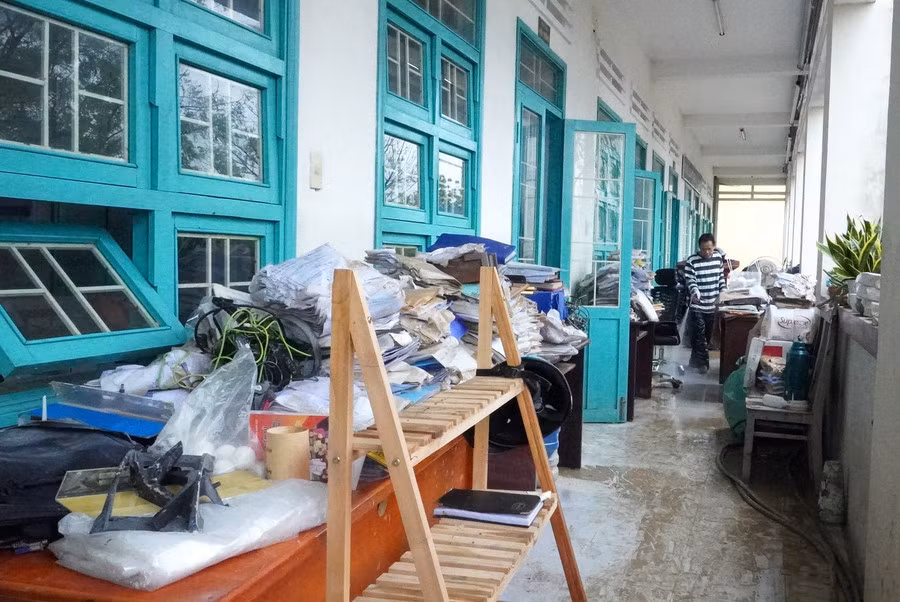 Khoảng 2.000 trường học ảnh hưởng do mưa lũ, ước tính thiệt hại gần 100 tỷ đồng -0