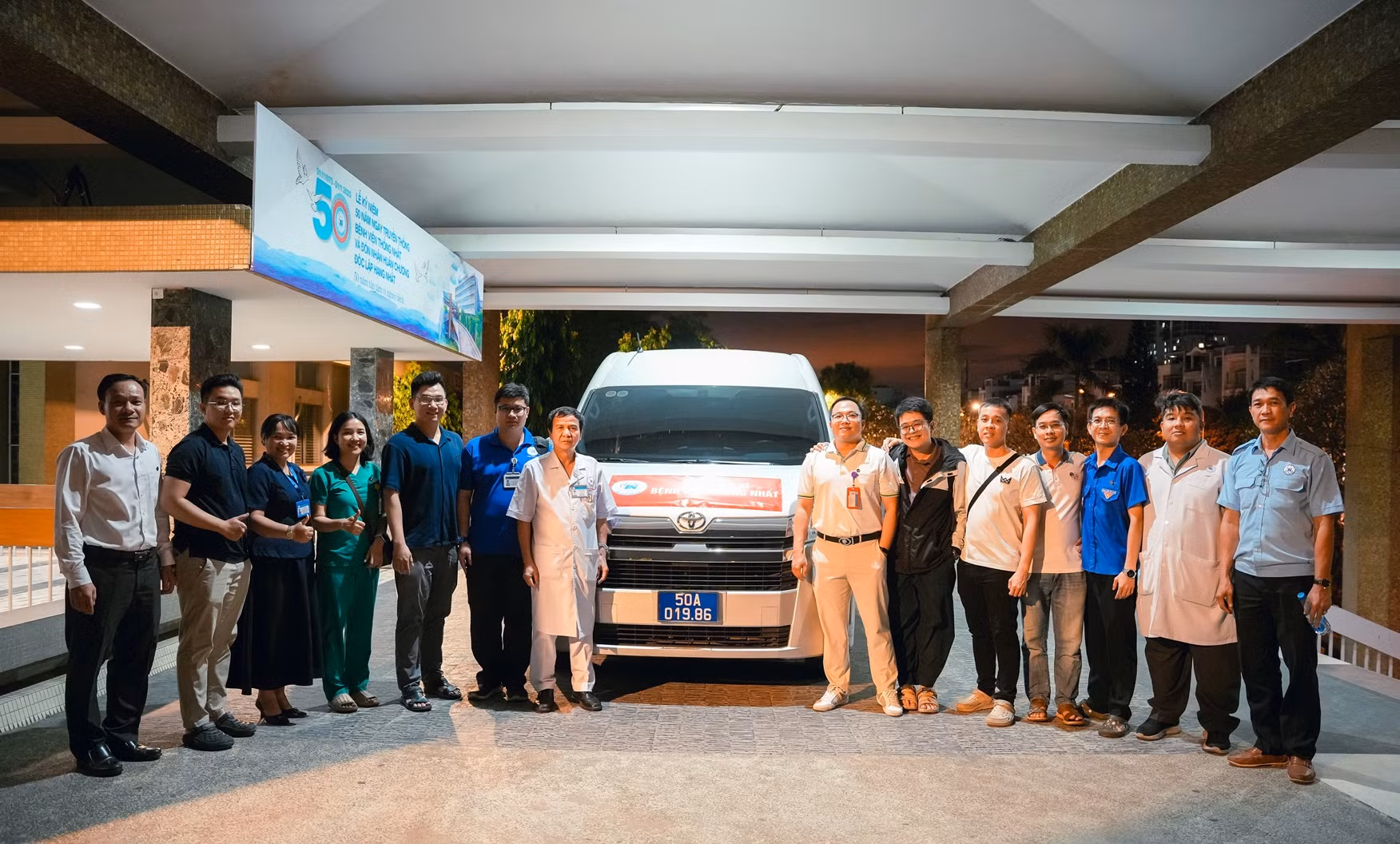 TP Hồ Chí Minh kết nối nghĩa tình đến bà con vùng lũ -1