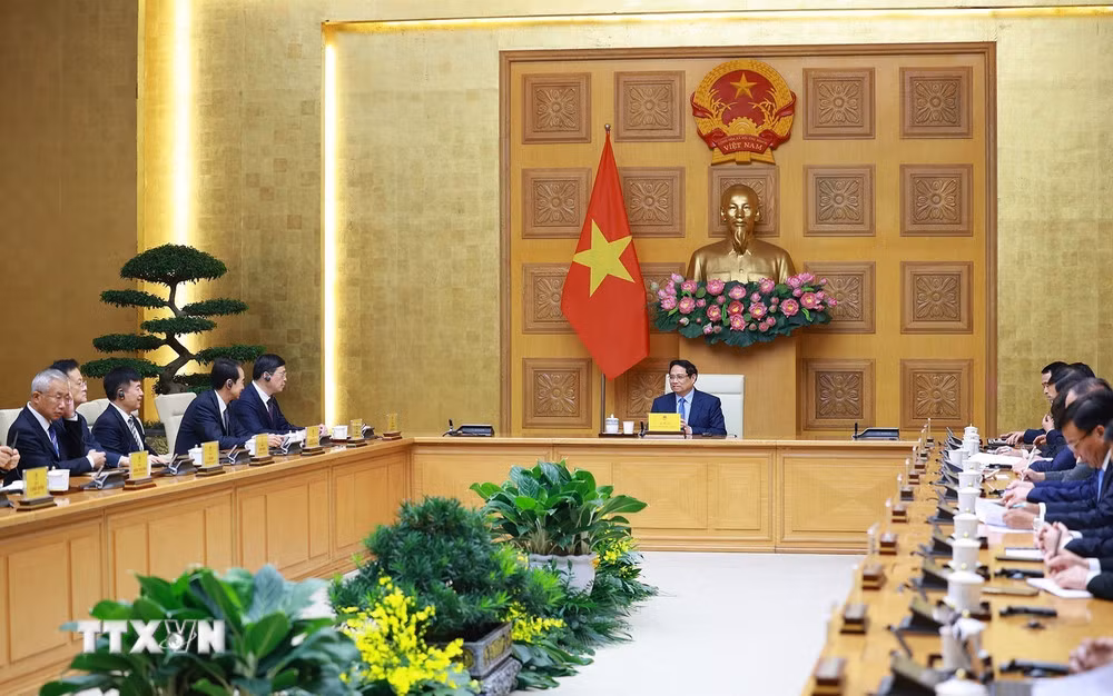 Thủ tướng Phạm Minh Chính tiếp Chủ tịch Khu tự trị dân tộc Choang Quảng Tây -0
