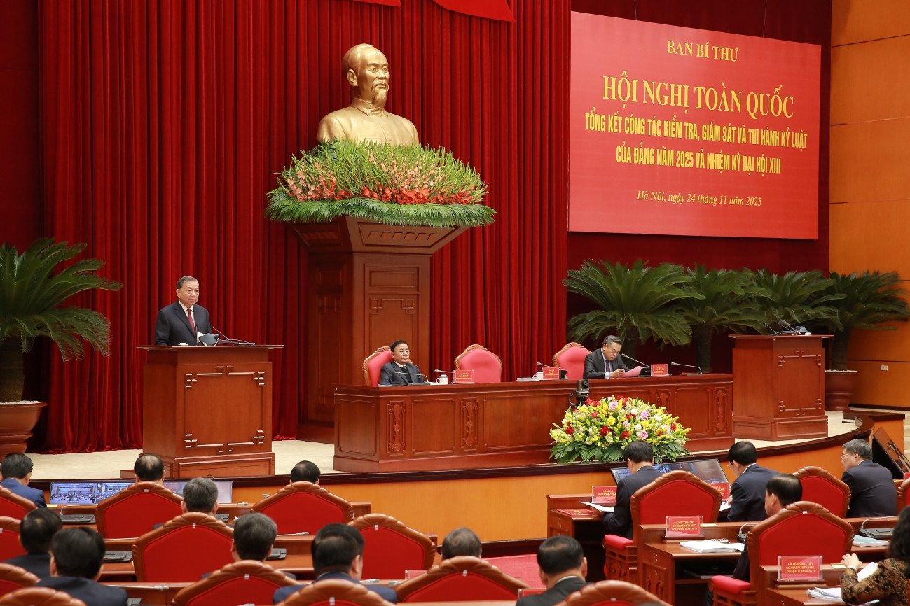 Kiểm tra chủ động, giám sát kịp thời, kỷ luật Đảng nghiêm minh, nhất quán -0