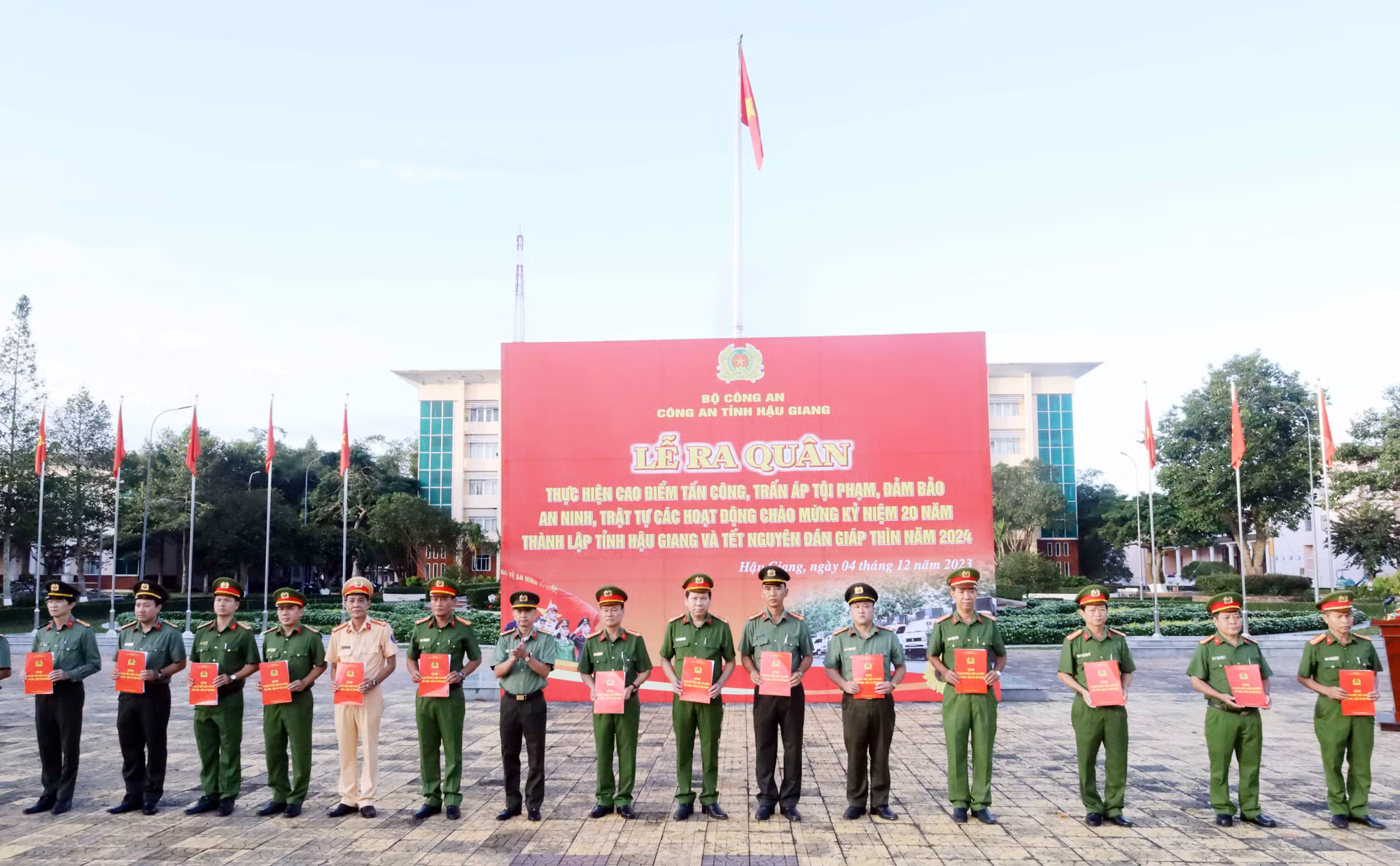 Công an tỉnh Hậu Giang mở cao điểm tấn công trấn áp tội phạm -0