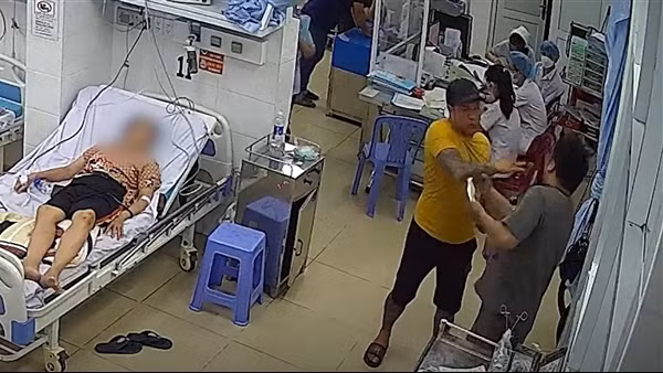 TP Hồ Chí Minh: Xử lý nghiêm hành vi tấn công nhân viên y tế