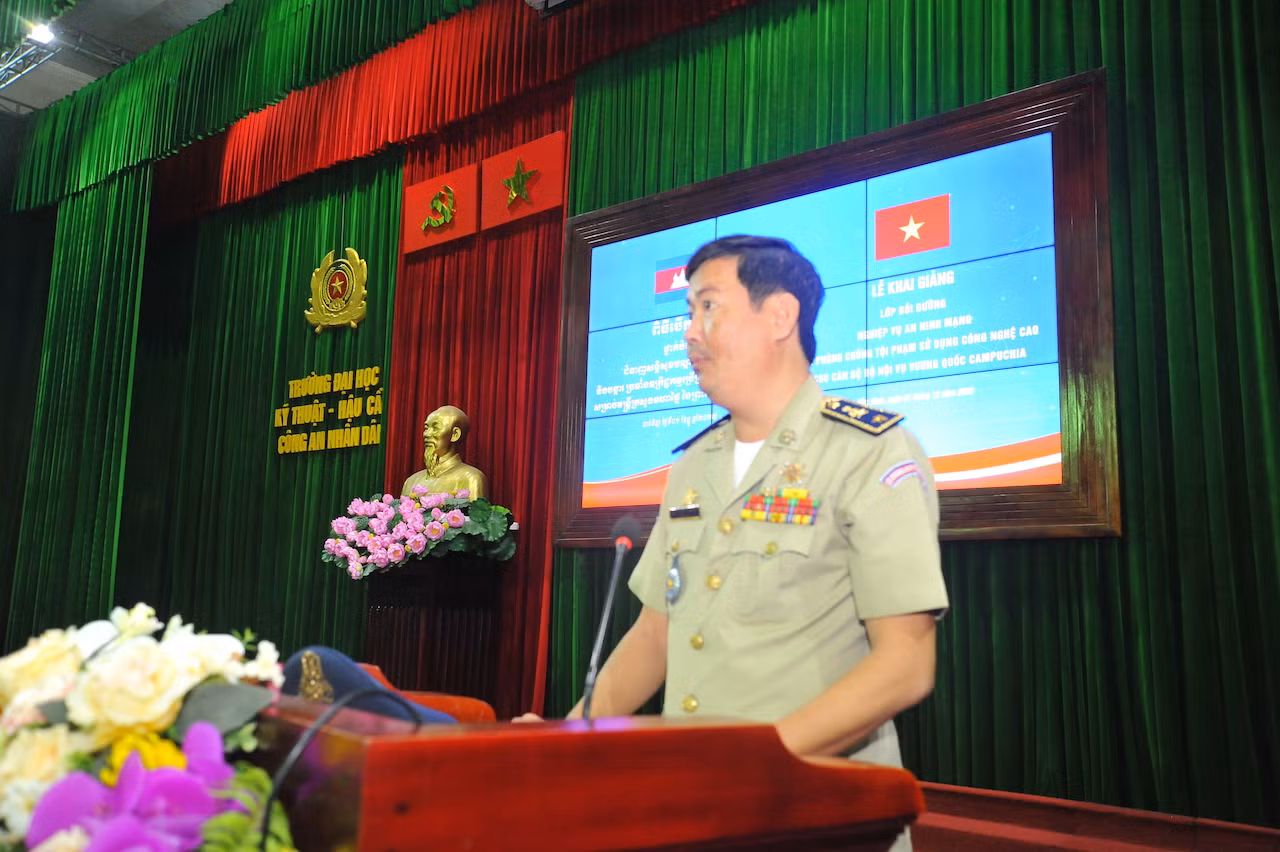 20 cán bộ Bộ Nội vụ Vương quốc Campuchia tham dự khoá học bồi dưỡng nghiệp vụ an ninh mạng -0