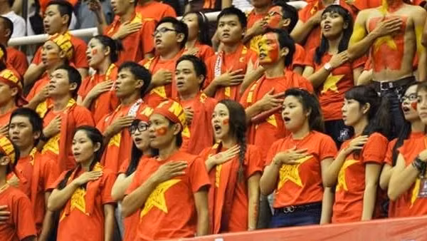 Không được ngăn chặn, cản trở việc phổ biến, sử dụng Quốc kỳ, Quốc huy, Quốc ca ảnh 6
