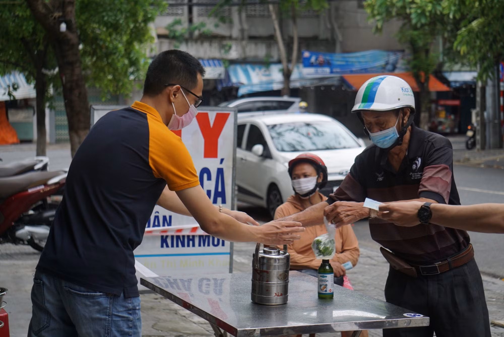 Đà Nẵng vẫn duy trì các chốt kiểm soát dịch COVID-19 khi thành phố mở lại tất cả các hoạt động -1