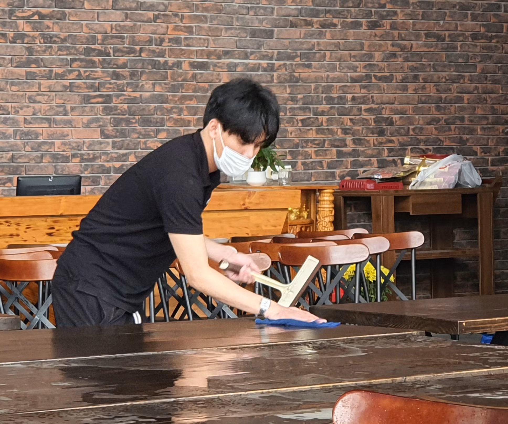 Đà Nẵng vẫn duy trì các chốt kiểm soát dịch COVID-19 khi thành phố mở lại tất cả các hoạt động -3