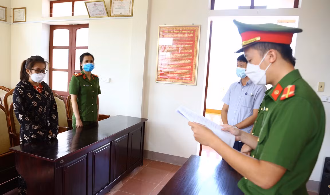 Khởi tố nhân viên ngân hàng lừa đảo chiếm đoạt số tiền 2,9 tỷ đồng -0