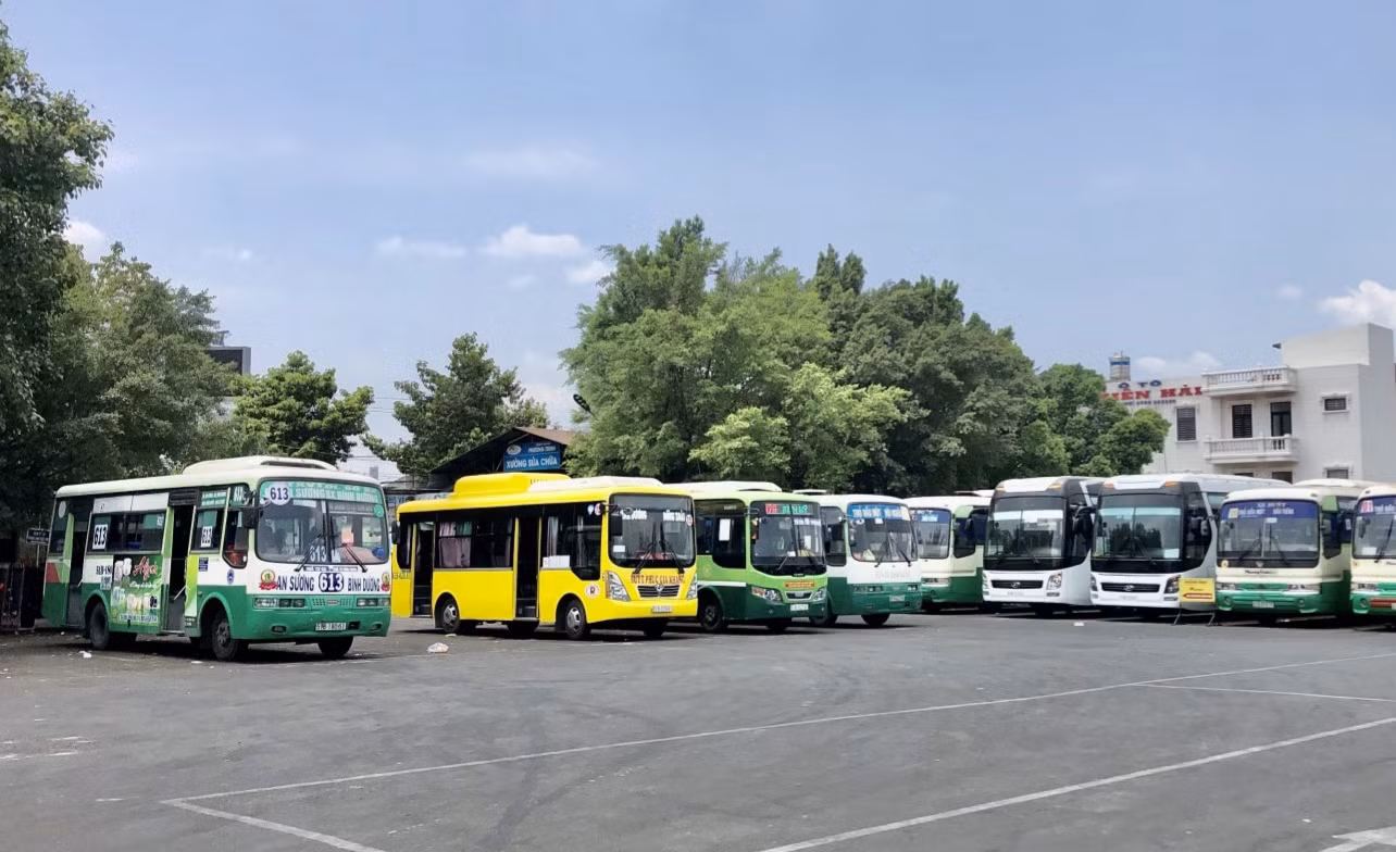 Bình Dương: Xe buýt, taxi…được hoạt động từ ngày 15/10 -0